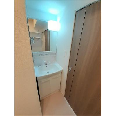 リュシータ　Ａ 102【管理NO：1-027020501-01020】 ★家具家電は申し込み後に搬入します★ ★2026年10月下旬入居可能★の物件画像
