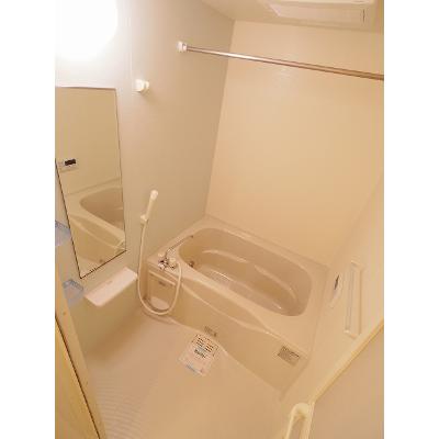 ラズベリー 202【管理NO：1-017882102-02020】 ★家具家電は申し込み後に搬入します★ ★2026年11月中旬入居可能★の物件画像