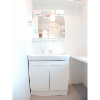 ルフレ　Ⅱ 201【管理NO：1-027949502-02010】 ★家具家電は申し込み後に搬入します★の物件画像