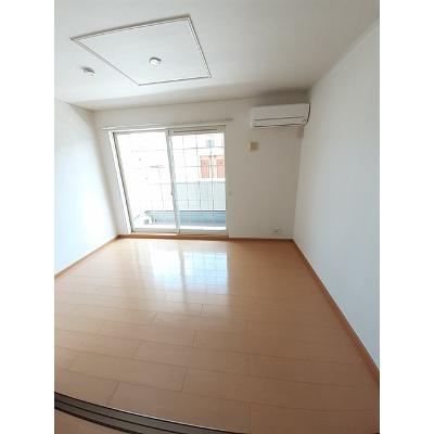 ミドル　オオタ　Ａ 103【管理NO：1-014539901-01030】 ★家具家電は申し込み後に搬入します★ ★2026年10月下旬入居可能★の物件画像