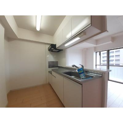 スカイシャトレ空港南 513【管理NO：1-016363901-05130】 ★家具家電は申し込み後に搬入します★ ★2026年10月下旬入居可能★の物件画像