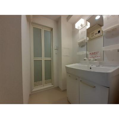 スカイシャトレ空港南 513【管理NO：1-016363901-05130】 ★家具家電は申し込み後に搬入します★ ★2026年10月下旬入居可能★の物件画像