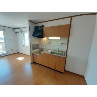 シャレットⅠ 201【管理NO：1-011556901-02010】 ★家具家電は申し込み後に搬入します★ ★2026年11月中旬入居可能★の物件画像