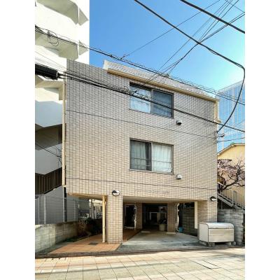 アパートメント四季【4号室】禁煙ルーム♪閑静な住宅街！♪バス・トイレ別♪インターネット無料♪オートロック完備　駐車場付き🚗の物件画像