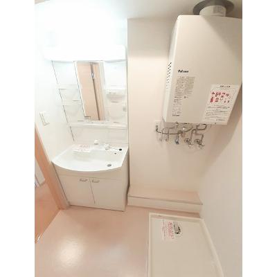 ブリアンイリーデ 201【管理NO：1-018528901-02010】 ★家具家電は申し込み後に搬入します★ ★2026年11月中旬入居可能★の物件画像