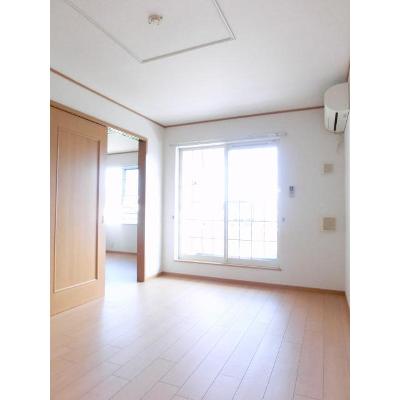 フォレスタ　ロヴィーネ　１ 201【管理NO：1-013579301-02010】 ★家具家電は申し込み後に搬入します★の物件画像