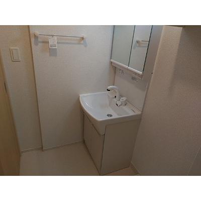 アーネラⅠ 101【管理NO：1-025234201-01010】 ★家具家電は申し込み後に搬入します★ ★2026年11月上旬入居可能★の物件画像