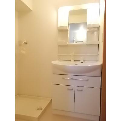 アースリバーＣ 202【管理NO：1-014250603-02020】 ★家具家電は申し込み後に搬入します★ ★2026年11月上旬入居可能★の物件画像