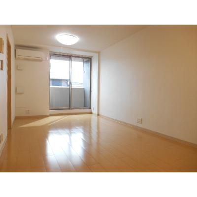 ジェルメ 204【管理NO：1-016280501-02040】 ★家具家電は申し込み後に搬入します★ ★2026年11月上旬入居可能★の物件画像