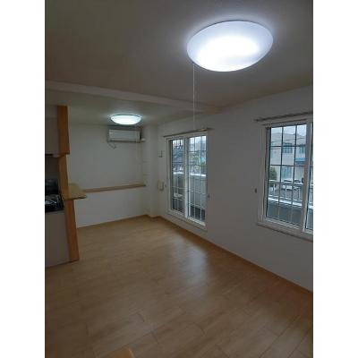 ローズパーク弐番館 202【管理NO：1-016871601-02020】 ★家具家電は申し込み後に搬入します★ ★2026年11月中旬入居可能★の物件画像
