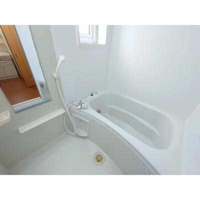 ヴィラフューゲル　Ⅲ 101【管理NO：1-013083601-01010】 ★家具家電は申し込み後に搬入します★の物件画像