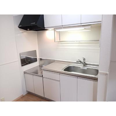 エリオット 102【管理NO：1-015724501-01020】 ★家具家電は申し込み後に搬入します★ ★2026年11月中旬入居可能★の物件画像