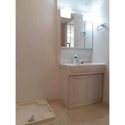 プラーンドルⅩⅢ 201【管理NO：1-027099802-02010】 ★家具家電は申し込み後に搬入します★ ★2026年10月下旬入居可能★の物件画像