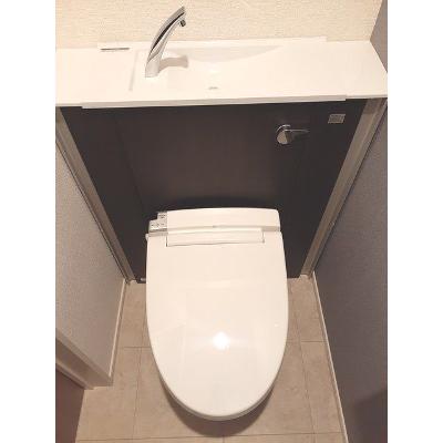 アメイジング 104【管理NO：1-026066601-01040】 ★家具家電は申し込み後に搬入します★ ★2026年11月中旬入居可能★の物件画像