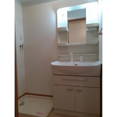 エスペランサ 102【管理NO：1-014283401-01020】 ★家具家電は申し込み後に搬入します★の物件画像