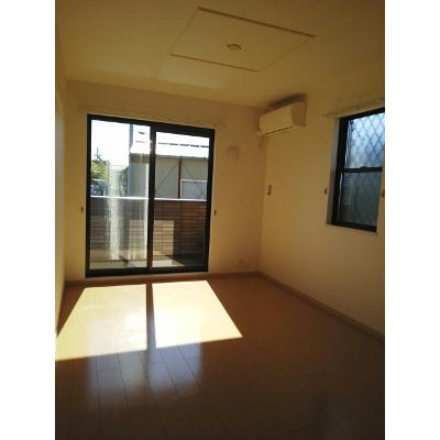 フローリッシュ 101【管理NO：1-016748501-01010】 ★家具家電は申し込み後に搬入します★ ★2026年11月上旬入居可能★の物件画像