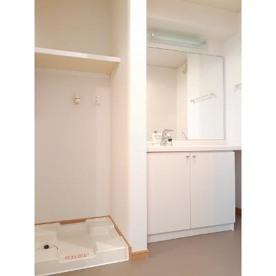 フィオーレ西都 201【管理NO：1-015069001-02010】 ★家具家電は申し込み後に搬入します★ ★2026年12月中旬入居可能★の物件画像