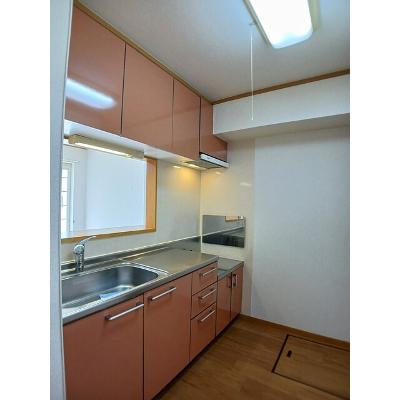 スイートベリー 103【管理NO：1-012771901-01030】 ★家具家電は申し込み後に搬入します★ ★2026年11月中旬入居可能★の物件画像