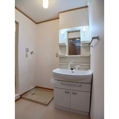 スイートベリー 103【管理NO：1-012771901-01030】 ★家具家電は申し込み後に搬入します★ ★2026年11月中旬入居可能★の物件画像
