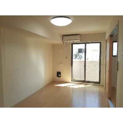 ブリッサ 103【管理NO：1-021637701-01030】 ★家具家電は申し込み後に搬入します★ ★2026年10月下旬入居可能★の物件画像