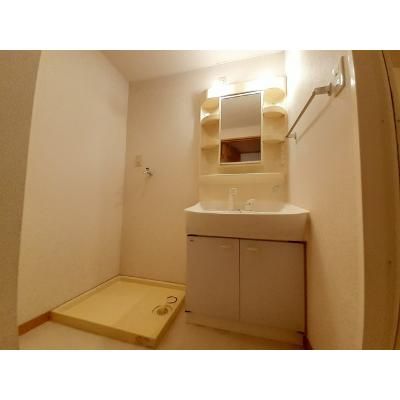 エトワール宝地 203【管理NO：1-010938401-02030】 ★家具家電は申し込み後に搬入します★ ★2026年11月中旬入居可能★の物件画像