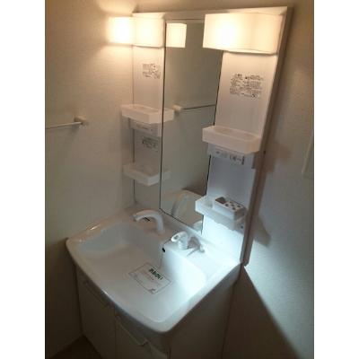 マタン　ブリエⅢ 201【管理NO：1-016950101-02010】 ★家具家電は申し込み後に搬入します★の物件画像