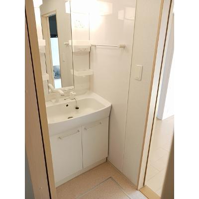 ヴィラーレ 205【管理NO：1-017965101-02040】 ★家具家電は申し込み後に搬入します★ ★2026年10月中旬入居可能★の物件画像