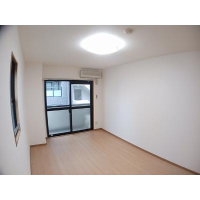 パラス卯兵衛 404【管理NO：1-011839601-04040】 ★家具家電は申し込み後に搬入します★ ★2026年11月上旬入居可能★の物件画像