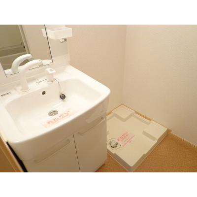 グラン・レスペリー 205【管理NO：1-016372501-02040】 ★家具家電は申し込み後に搬入します★ ★2026年11月中旬入居可能★の物件画像
