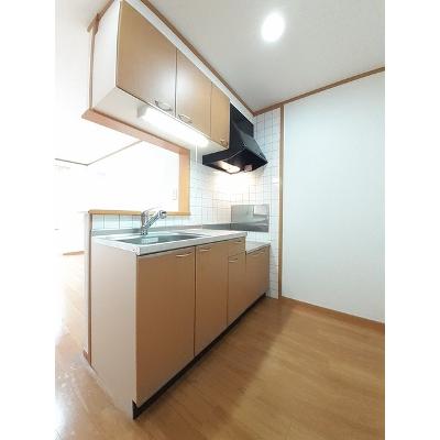 パンタナ－ル 103【管理NO：1-012151301-01030】 ★家具家電は申し込み後に搬入します★ ★2026年11月中旬入居可能★の物件画像