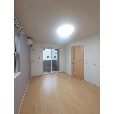 レアンジュ 103【管理NO：1-024356101-01030】 ★家具家電は申し込み後に搬入します★の物件画像