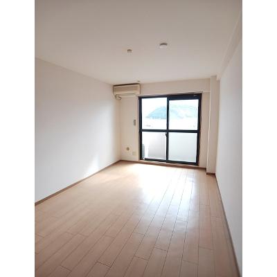 レジダンス・ヴァン・ヴェール 404【管理NO：1-009335101-04040】 ★家具家電は申し込み後に搬入します★ ★2026年11月上旬入居可能★の物件画像