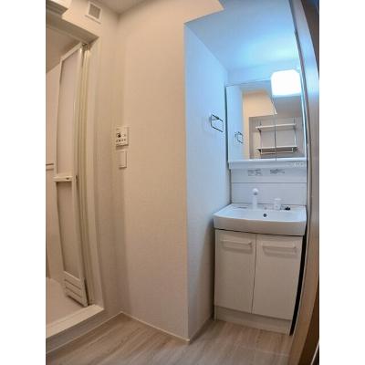 ラフレシャンタン　さいか 105【管理NO：1-027886301-01050】 ★家具家電は申し込み後に搬入します★の物件画像