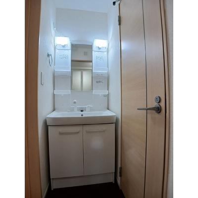 レイク　ルイーズ　Ａ 103【管理NO：1-019239301-01030】 ★家具家電は申し込み後に搬入します★ ★2026年11月上旬入居可能★の物件画像