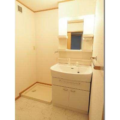 レフィナード三番街　Ⅱ 203【管理NO：1-013413602-02030】 ★家具家電は申し込み後に搬入します★ ★2026年11月中旬入居可能★の物件画像