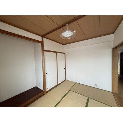 POROKARI旭川1条通Dエアコン/駐車場有/複数室の物件画像