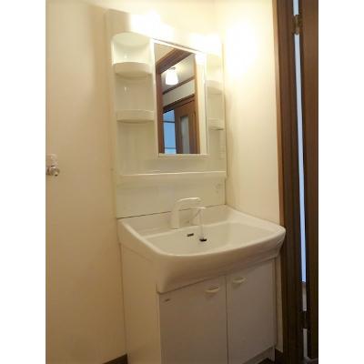 プラードⅠ 103【管理NO：1-011721101-01030】 ★家具家電は申し込み後に搬入します★ ★2026年11月下旬入居可能★の物件画像