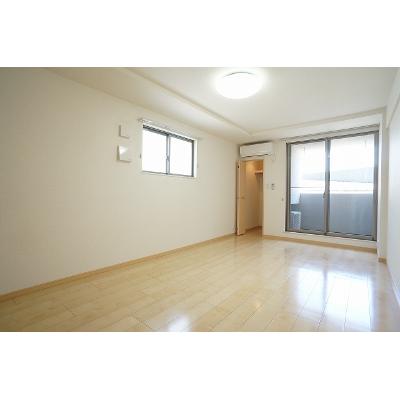 野澤ビル 301【管理NO：1-019137301-03010】 ★家具家電は申し込み後に搬入します★ ★2026年11月中旬入居可能★の物件画像