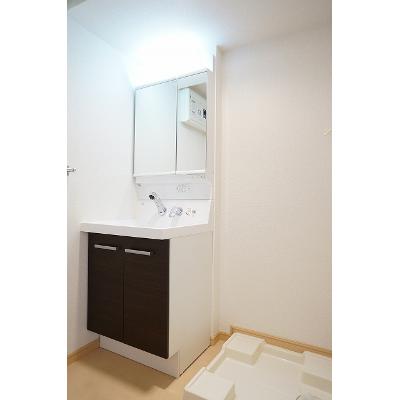 野澤ビル 301【管理NO：1-019137301-03010】 ★家具家電は申し込み後に搬入します★ ★2026年11月中旬入居可能★の物件画像