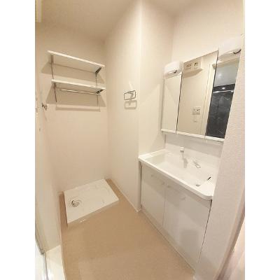 エスポワール・プルミエ 101【管理NO：1-027345601-01010】 ★家具家電は申し込み後に搬入します★ ★2026年10月中旬入居可能★の物件画像