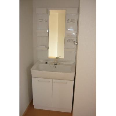 ハイツ石拾 101【管理NO：1-003950301-01010】 ★家具家電は申し込み後に搬入します★ ★2026年10月中旬入居可能★の物件画像