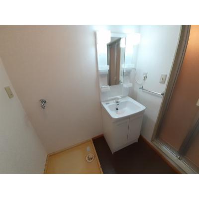 グリーンアイランドＡ 101【管理NO：1-003465101-01010】 ★家具家電は申し込み後に搬入します★ ★2026年10月下旬入居可能★の物件画像