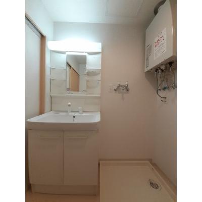 グラン　カルムⅡ 201【管理NO：1-018368602-02010】 ★家具家電は申し込み後に搬入します★ ★2026年11月中旬入居可能★の物件画像