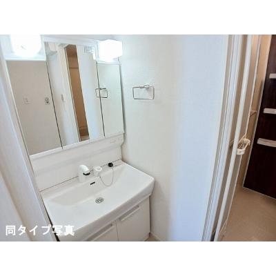 ラルゴミヤＢ 101【管理NO：1-028615602-01010】 ★家具家電は申し込み後に搬入します★ ★2027年04月上旬入居可能★の物件画像