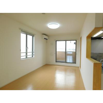 ファミールエセナＧ 301【管理NO：1-019015101-03010】 ★家具家電は申し込み後に搬入します★ ★2026年10月中旬入居可能★の物件画像