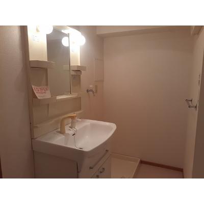 エテルノ・グランデ参番館 301【管理NO：1-013307003-03010】 ★家具家電は申し込み後に搬入します★ ★2026年11月上旬入居可能★の物件画像