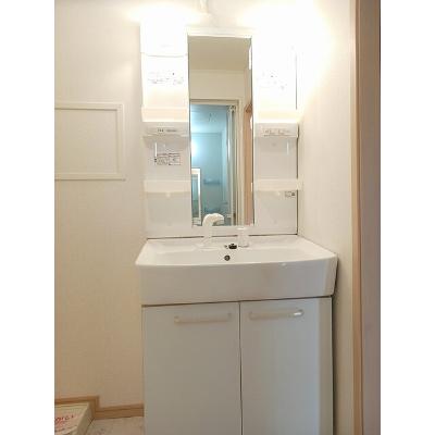 ラヴェンナ 204【管理NO：1-015894701-02040】 ★家具家電は申し込み後に搬入します★ ★2026年10月下旬入居可能★の物件画像