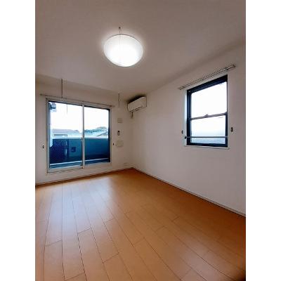 グラン・シャリオ 203【管理NO：1-018383801-02030】 ★家具家電は申し込み後に搬入します★の物件画像