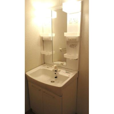 グレイスフルⅡ 103【管理NO：1-015398102-01030】 ★家具家電は申し込み後に搬入します★ ★2026年11月中旬入居可能★の物件画像