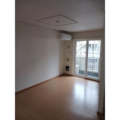 ドラセナＢ 102【管理NO：1-015164802-01020】 ★家具家電は申し込み後に搬入します★ ★2026年11月中旬入居可能★の物件画像